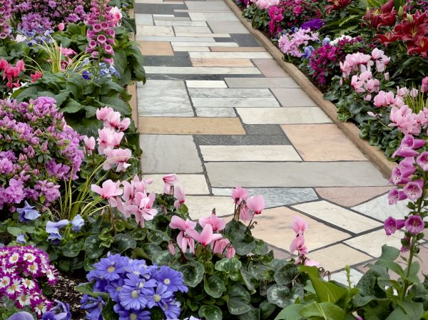 Garden Path Installation in Simi Valley